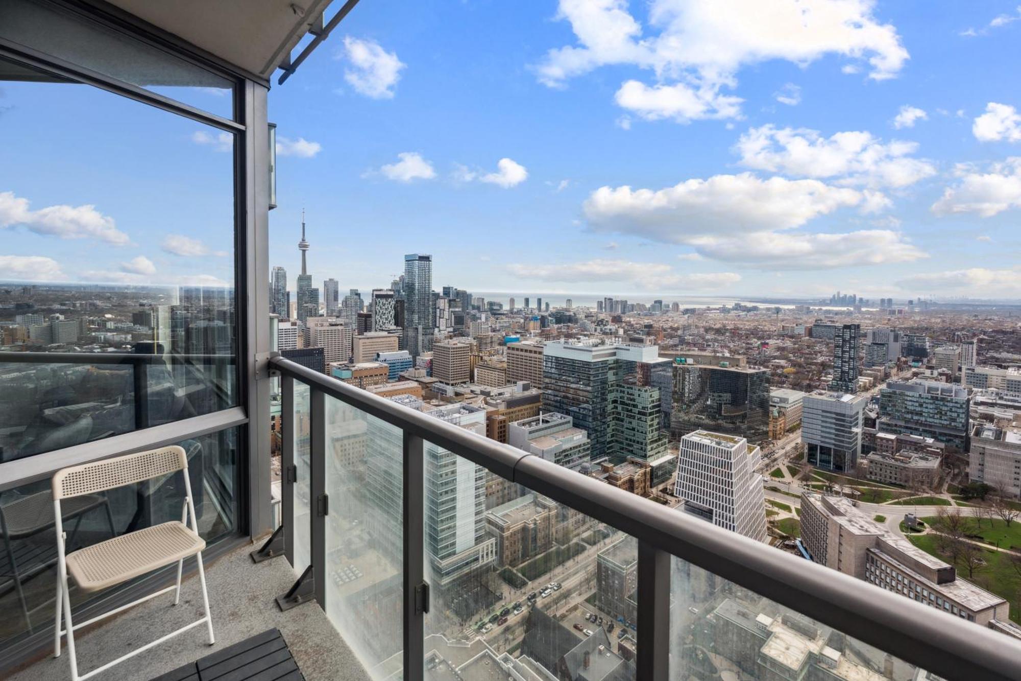 Globalstay. Burano Condos In Downtown Toronto Bagian luar foto