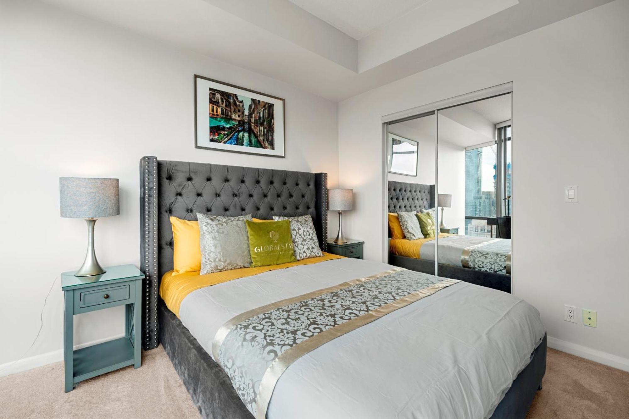 Globalstay. Burano Condos In Downtown Toronto Bagian luar foto