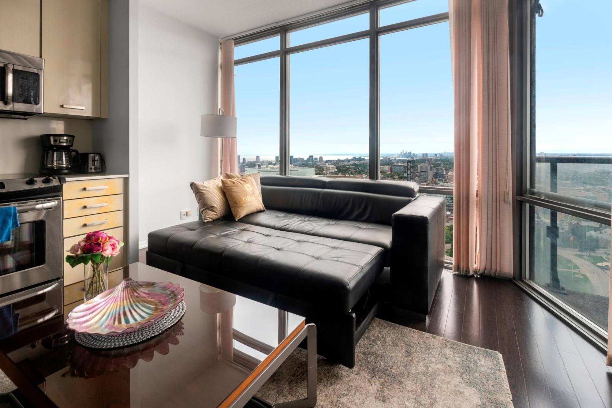 Globalstay. Burano Condos In Downtown Toronto Bagian luar foto