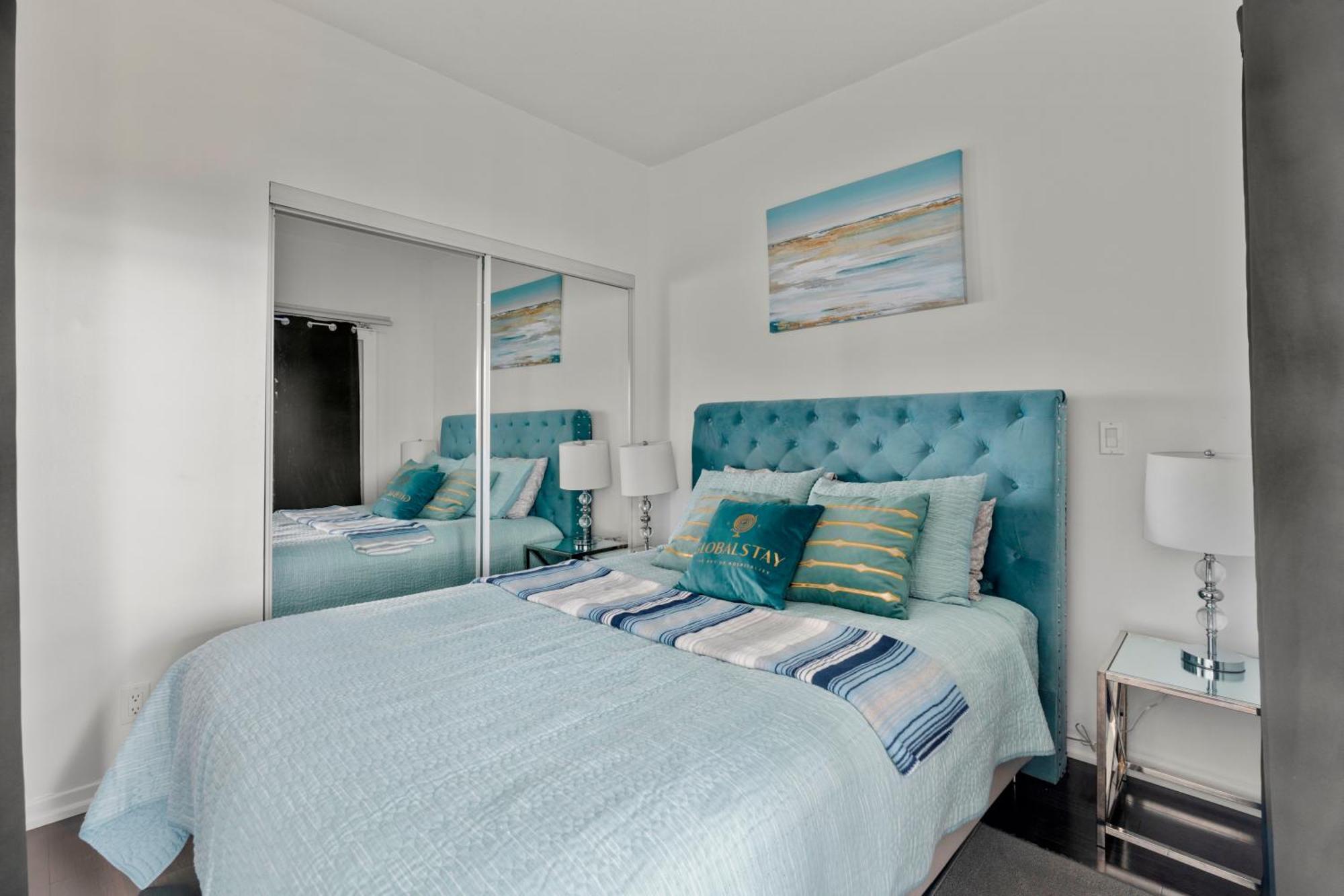 Globalstay. Burano Condos In Downtown Toronto Bagian luar foto