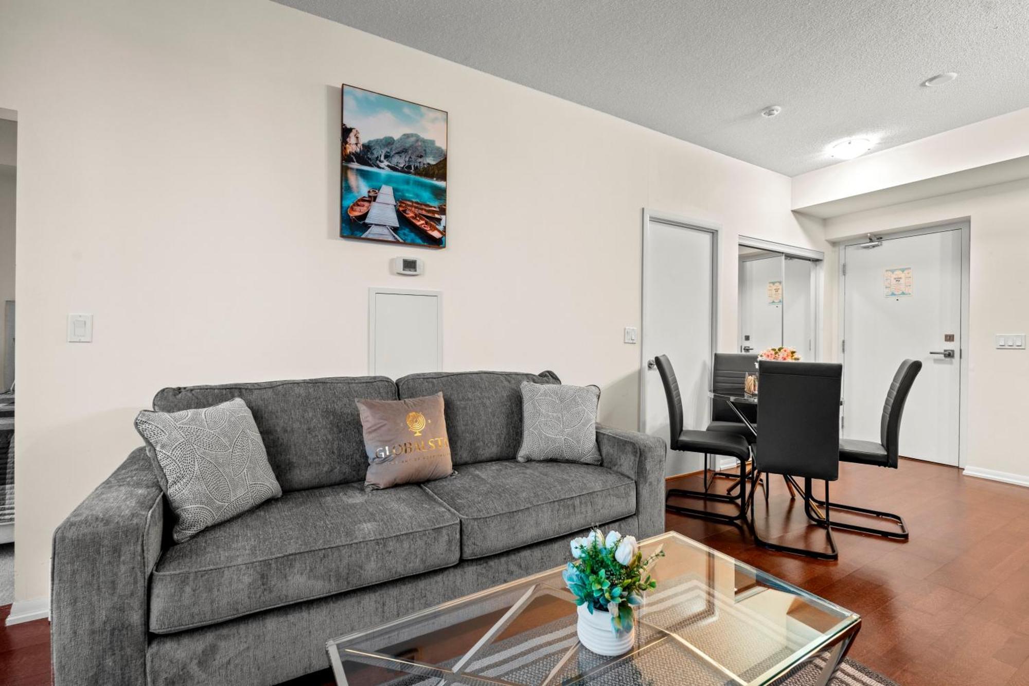 Globalstay. Burano Condos In Downtown Toronto Bagian luar foto