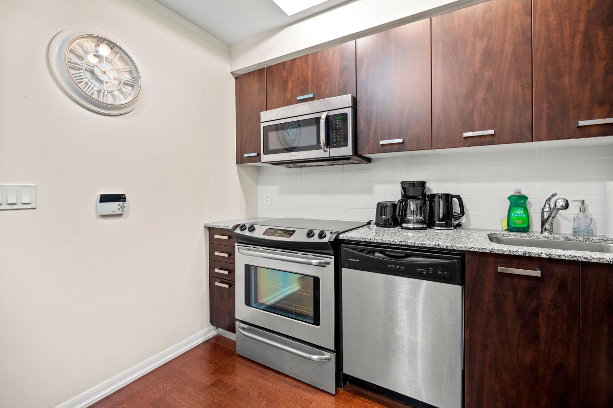 Globalstay. Burano Condos In Downtown Toronto Bagian luar foto