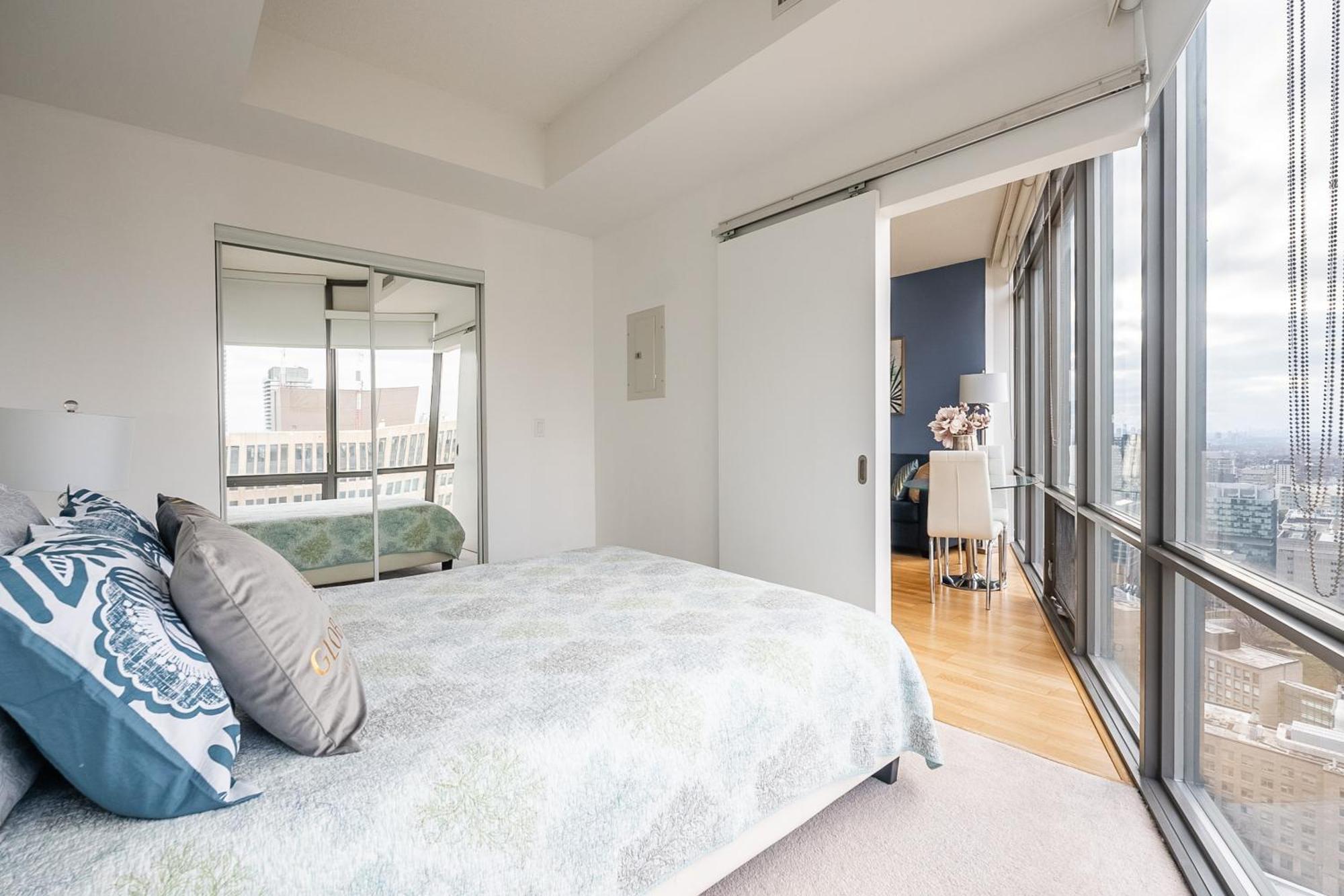 Globalstay. Burano Condos In Downtown Toronto Bagian luar foto